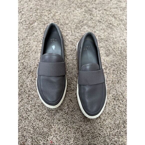 UGG Shoes - UGG Shoes Womens 9.5 Chayze Slip On Sneakers